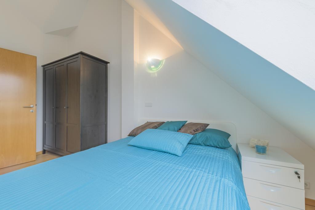 Maisonette Apartment Am Bahnhof - Adults Only Innsbruck Eksteriør billede