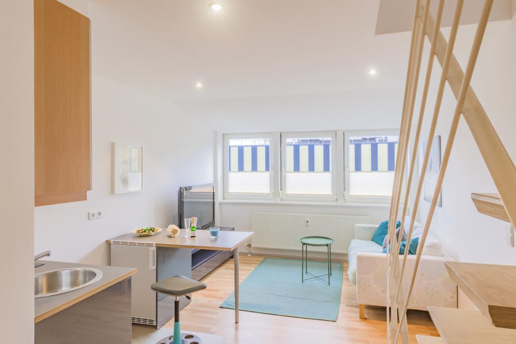 Maisonette Apartment Am Bahnhof - Adults Only Innsbruck Eksteriør billede