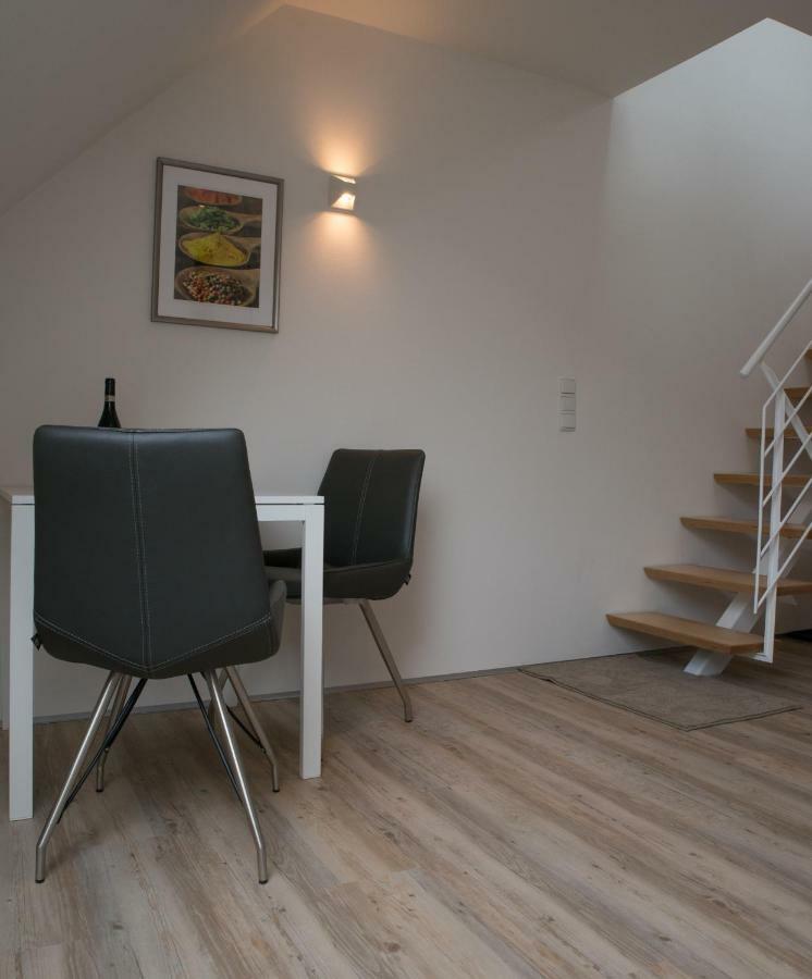 Maisonette Apartment Am Bahnhof - Adults Only Innsbruck Eksteriør billede