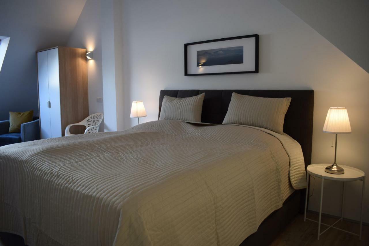 Maisonette Apartment Am Bahnhof - Adults Only Innsbruck Eksteriør billede