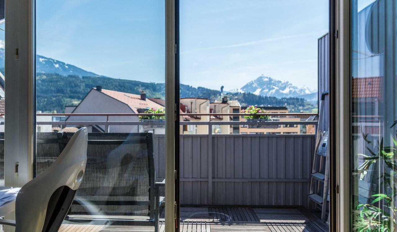 Maisonette Apartment Am Bahnhof - Adults Only Innsbruck Eksteriør billede