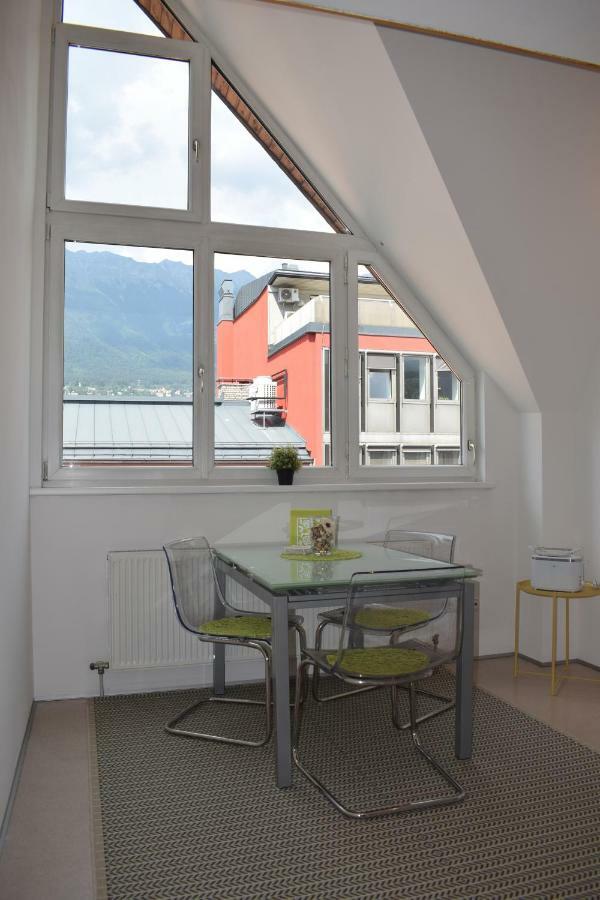Maisonette Apartment Am Bahnhof - Adults Only Innsbruck Eksteriør billede